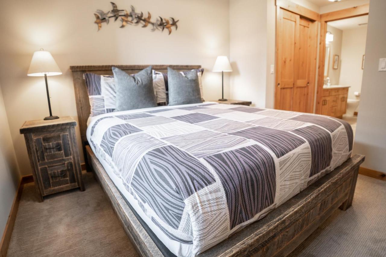 Spring Creek Luxury King One Bedroom At White Spruce Lodge Canmore Esterno foto