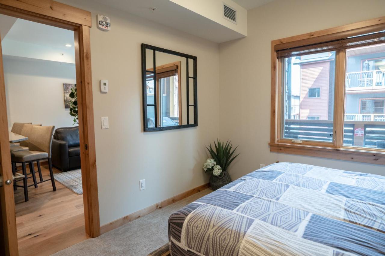 Spring Creek Luxury King One Bedroom At White Spruce Lodge Canmore Esterno foto